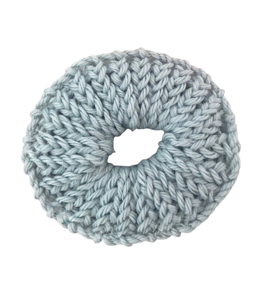 Hand-Knit Light Blue Scrunchie – Merino Wool & Acrylic Blend
